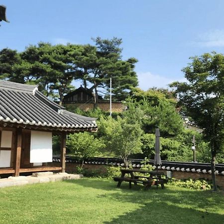 Hamyang Namgye Ilodang Hanok Stay Værelse billede