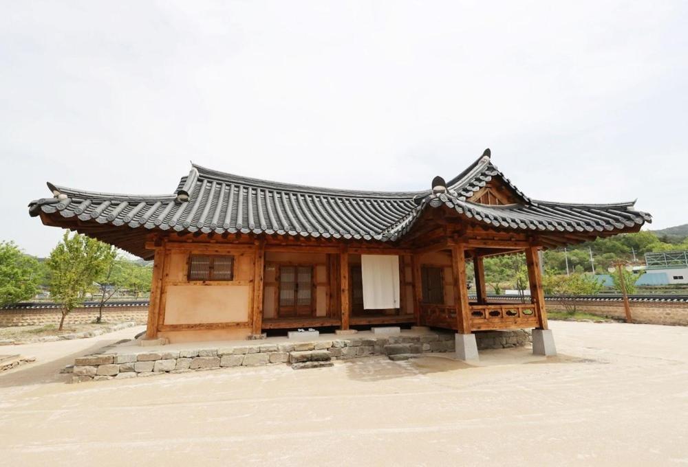 Hamyang Namgye Ilodang Hanok Stay Værelse billede