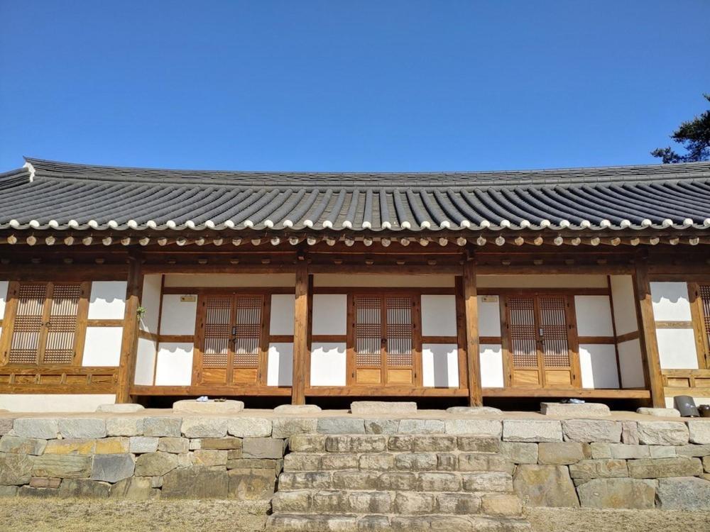 Hamyang Namgye Ilodang Hanok Stay Værelse billede