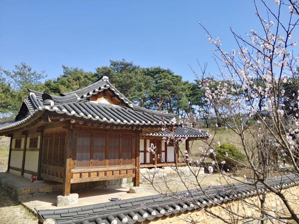 Hamyang Namgye Ilodang Hanok Stay Værelse billede